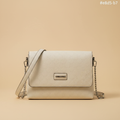 Borsa Crossbody Crema frontale sfondo beige