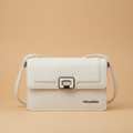 Borsa a Tracolla Charro Ecopelle Monogram Bianca su sfondo beige